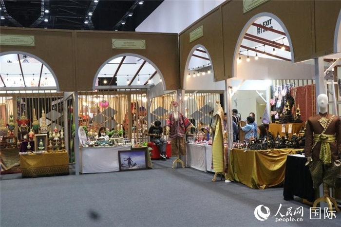 會(huì)議中心內(nèi)部展區(qū)。朱瀟逸攝