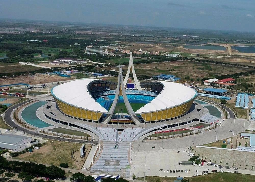 由中國(guó)援建的柬埔寨國(guó)家體育場(chǎng)項(xiàng)目于2021年12月18日正式啟用。